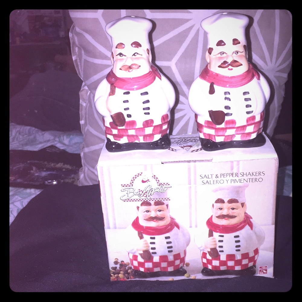 New Shef salt and pepper shaker